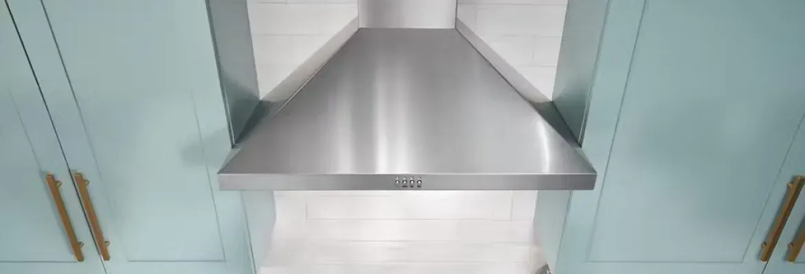 whirlpool-curved-glass-wall-mount-range-hood-WVW51UC0LS